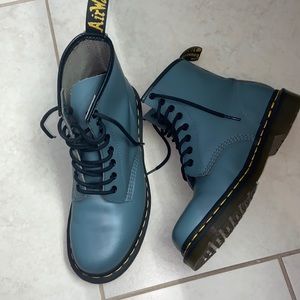 Blue gray dr martins